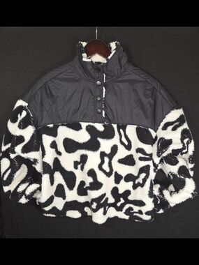 Grayson Threads Black & White Sherpa Patterned Pullover Jacket